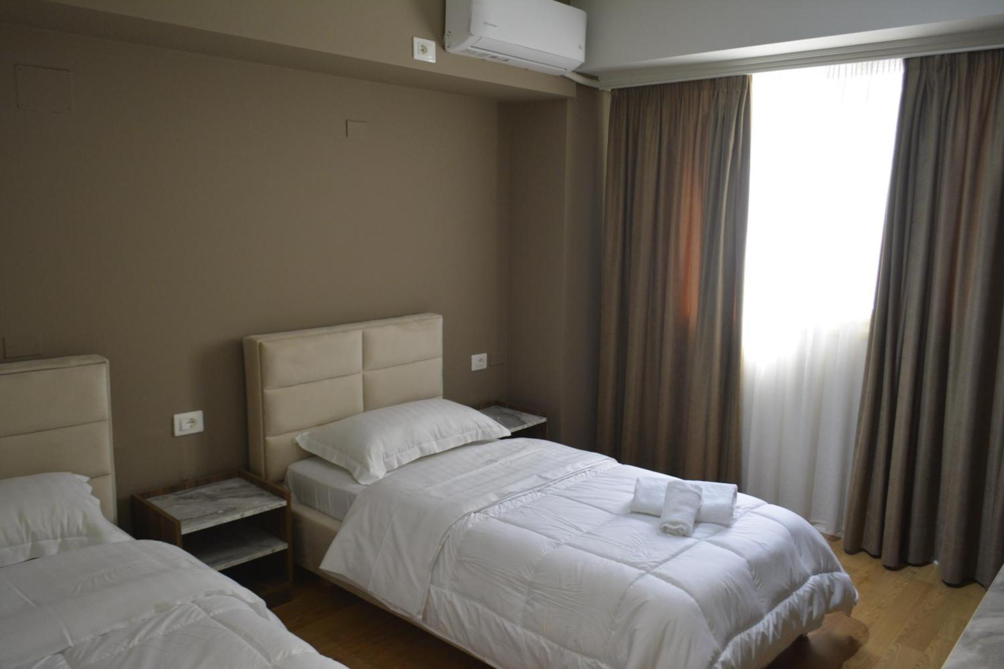 Hotel Her วญอเรอ ภายนอก รูปภาพ