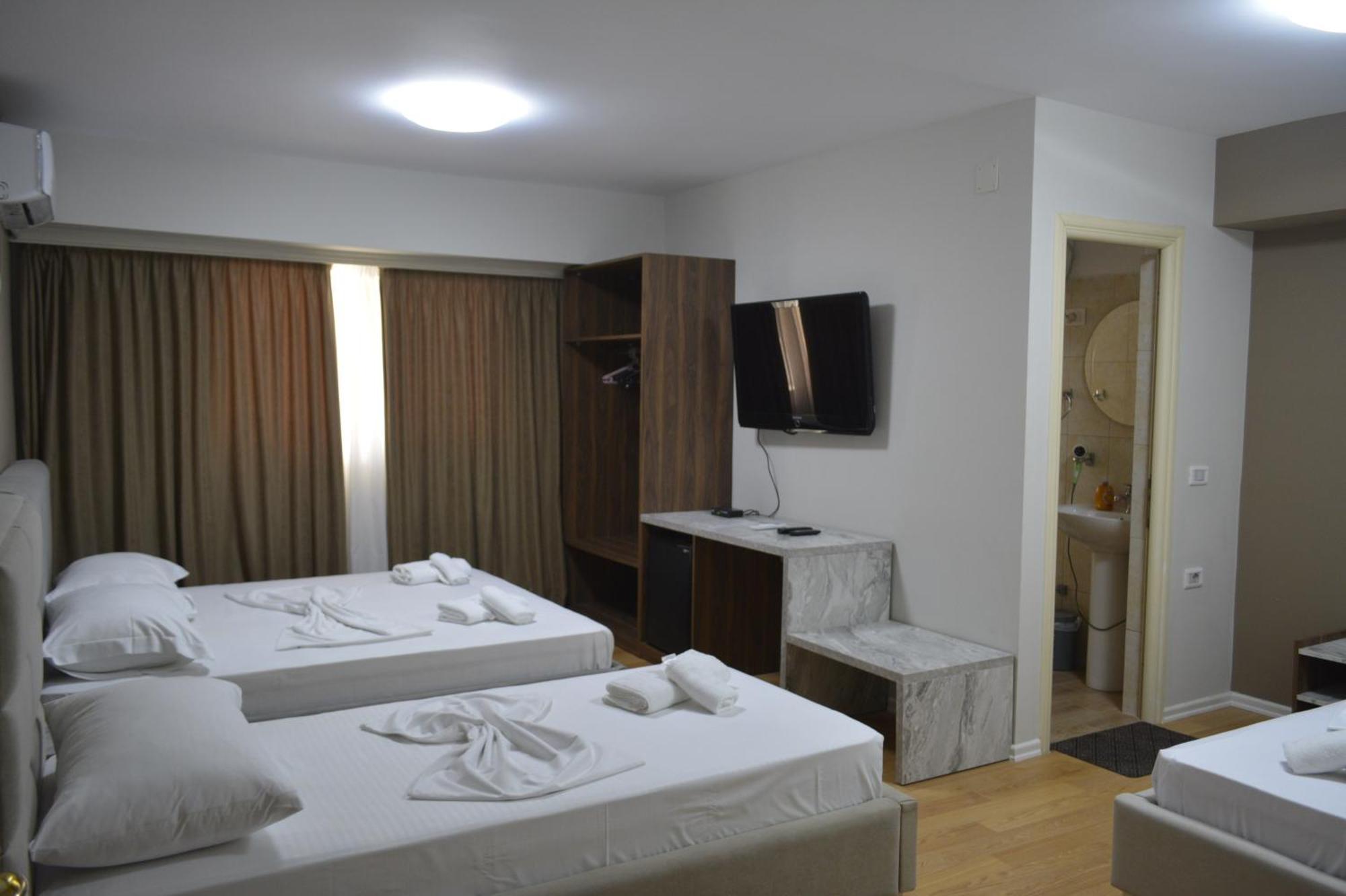 Hotel Her วญอเรอ ภายนอก รูปภาพ