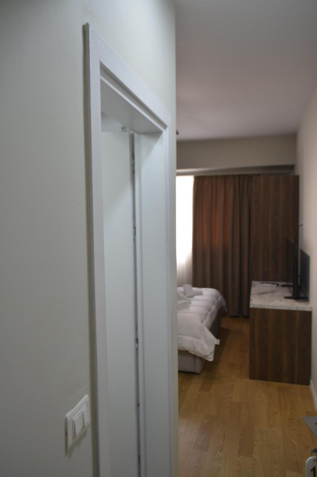 Hotel Her วญอเรอ ภายนอก รูปภาพ