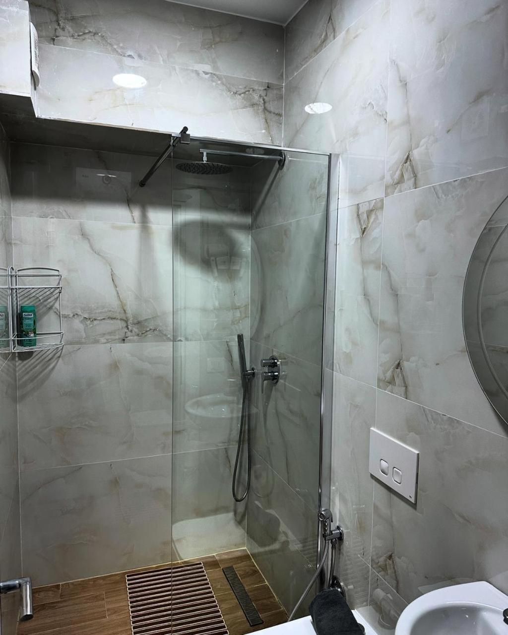 Hotel Her วญอเรอ ภายนอก รูปภาพ